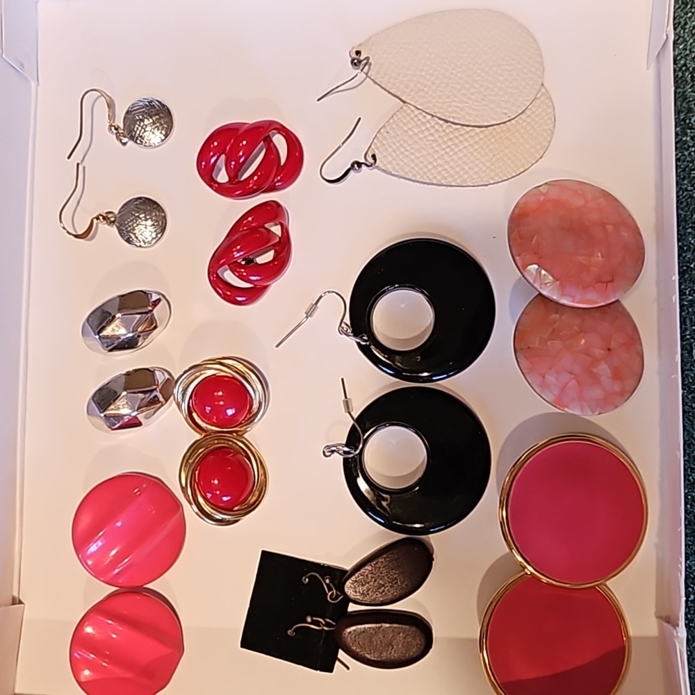 Lot of vintage pierced earrings